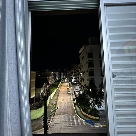 Apartamento Amplo E Belissimo! - 3 Quadras Do Mar! 瓜鲁雅 外观 照片