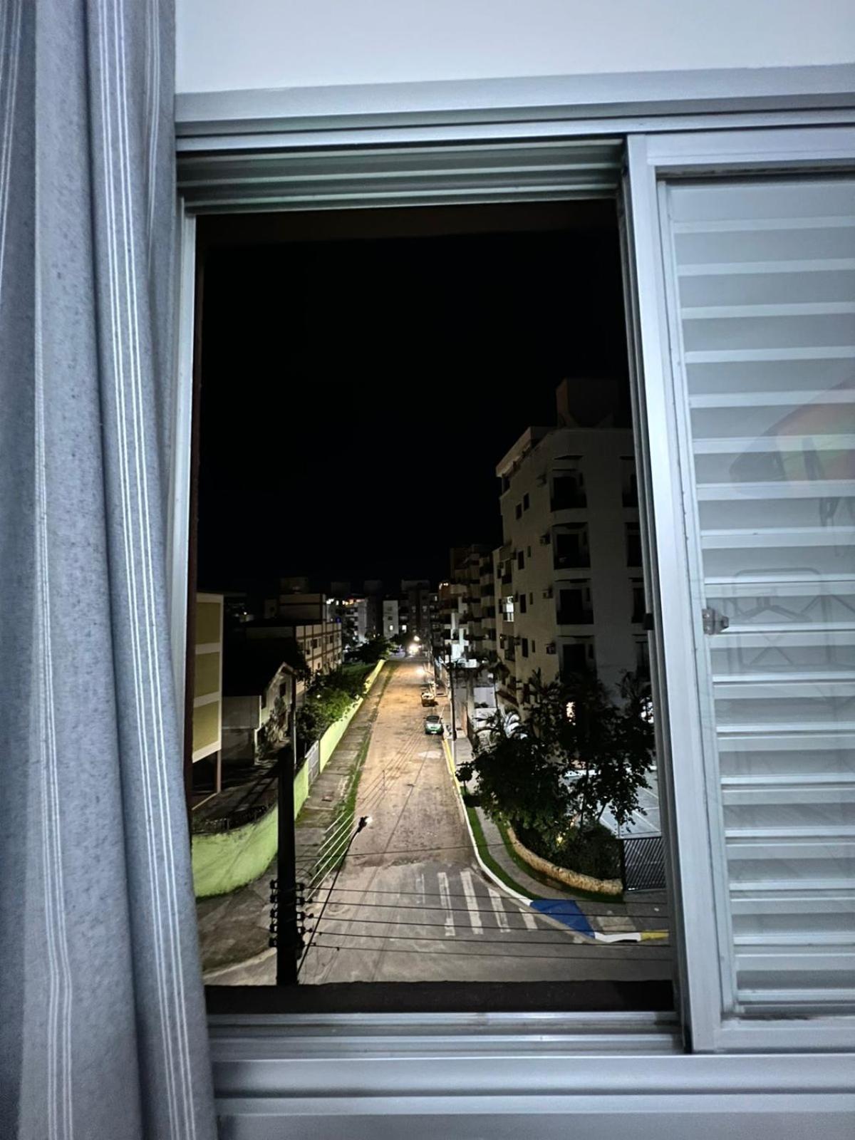 Apartamento Amplo E Belissimo! - 3 Quadras Do Mar! 瓜鲁雅 外观 照片
