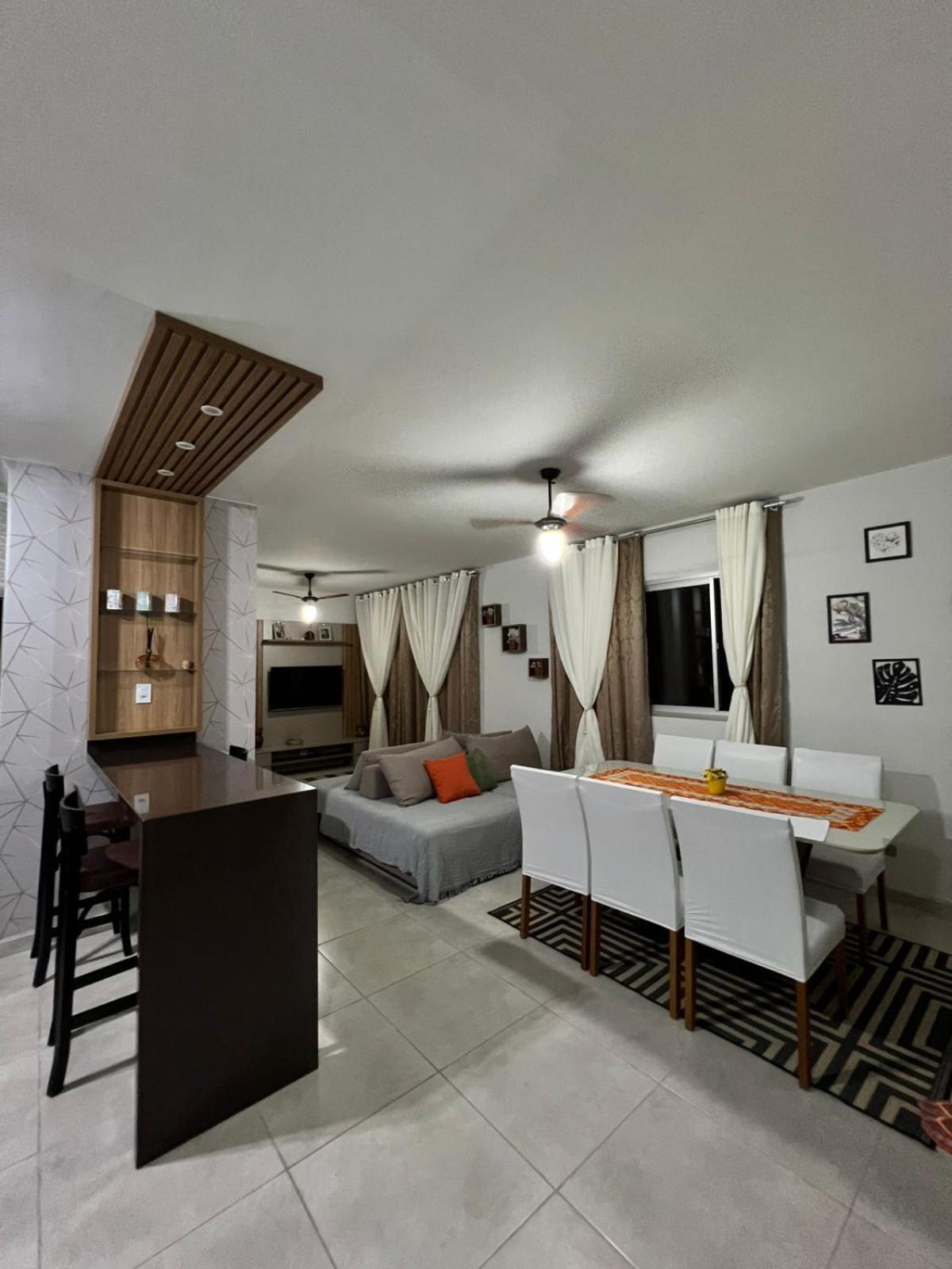 Apartamento Amplo E Belissimo! - 3 Quadras Do Mar! 瓜鲁雅 外观 照片