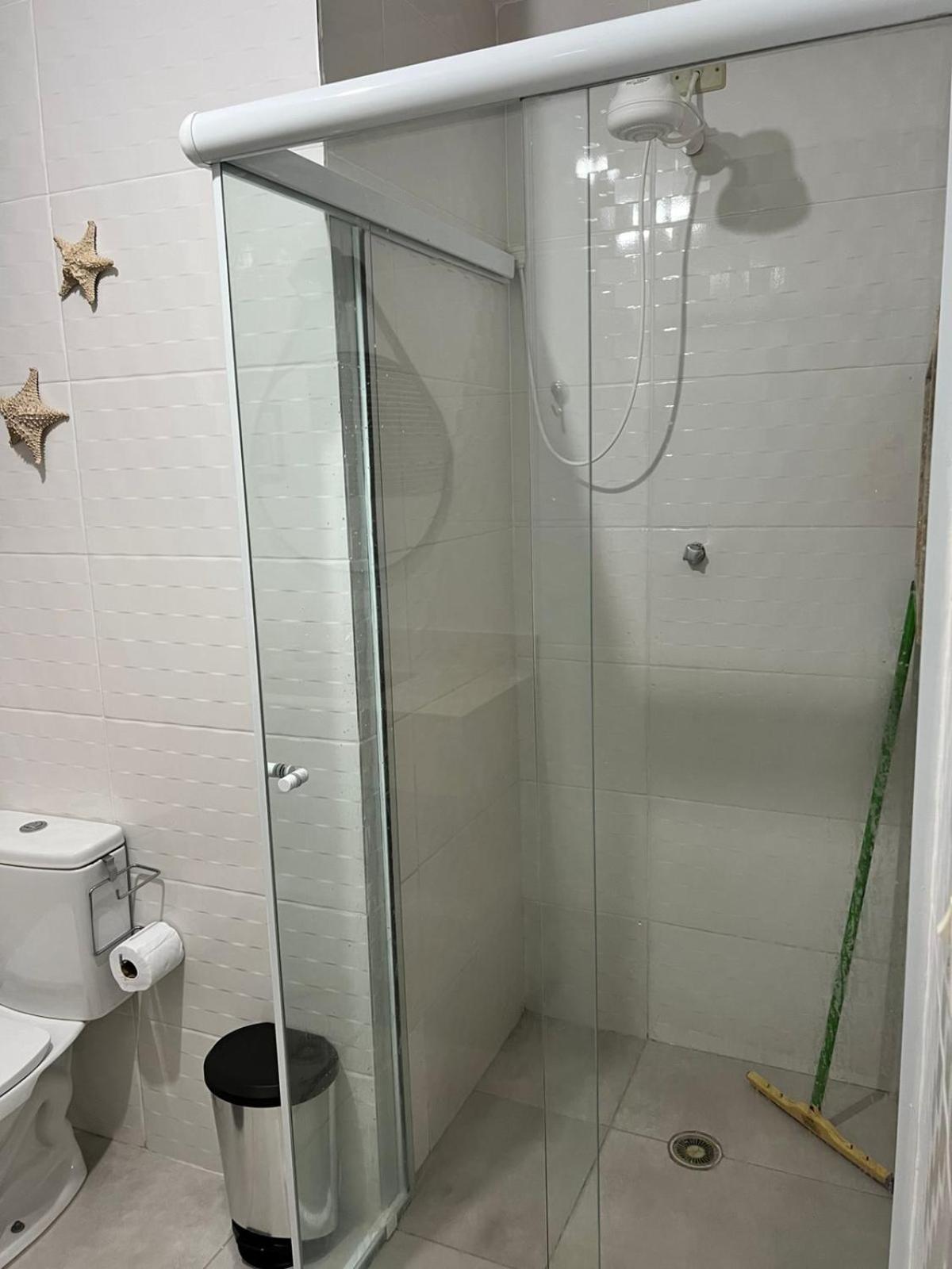Apartamento Amplo E Belissimo! - 3 Quadras Do Mar! 瓜鲁雅 外观 照片