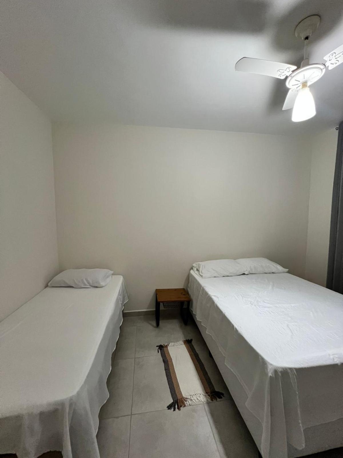 Apartamento Amplo E Belissimo! - 3 Quadras Do Mar! 瓜鲁雅 外观 照片